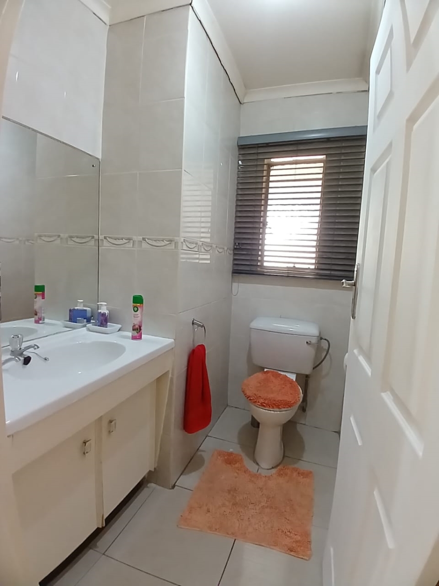 3 Bedroom Property for Sale in Vaalpark Free State